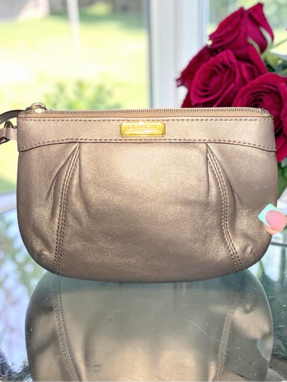 Authentic Vintage Coach Legacy Collection Wristlet in Pewter - Picture 3 of 8